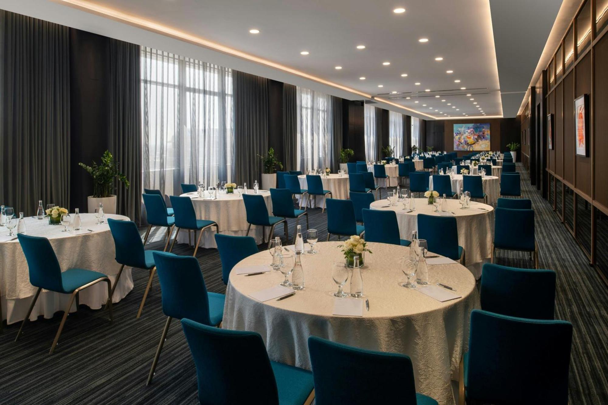 The Westin Doha Hotel & Spa Экстерьер фото