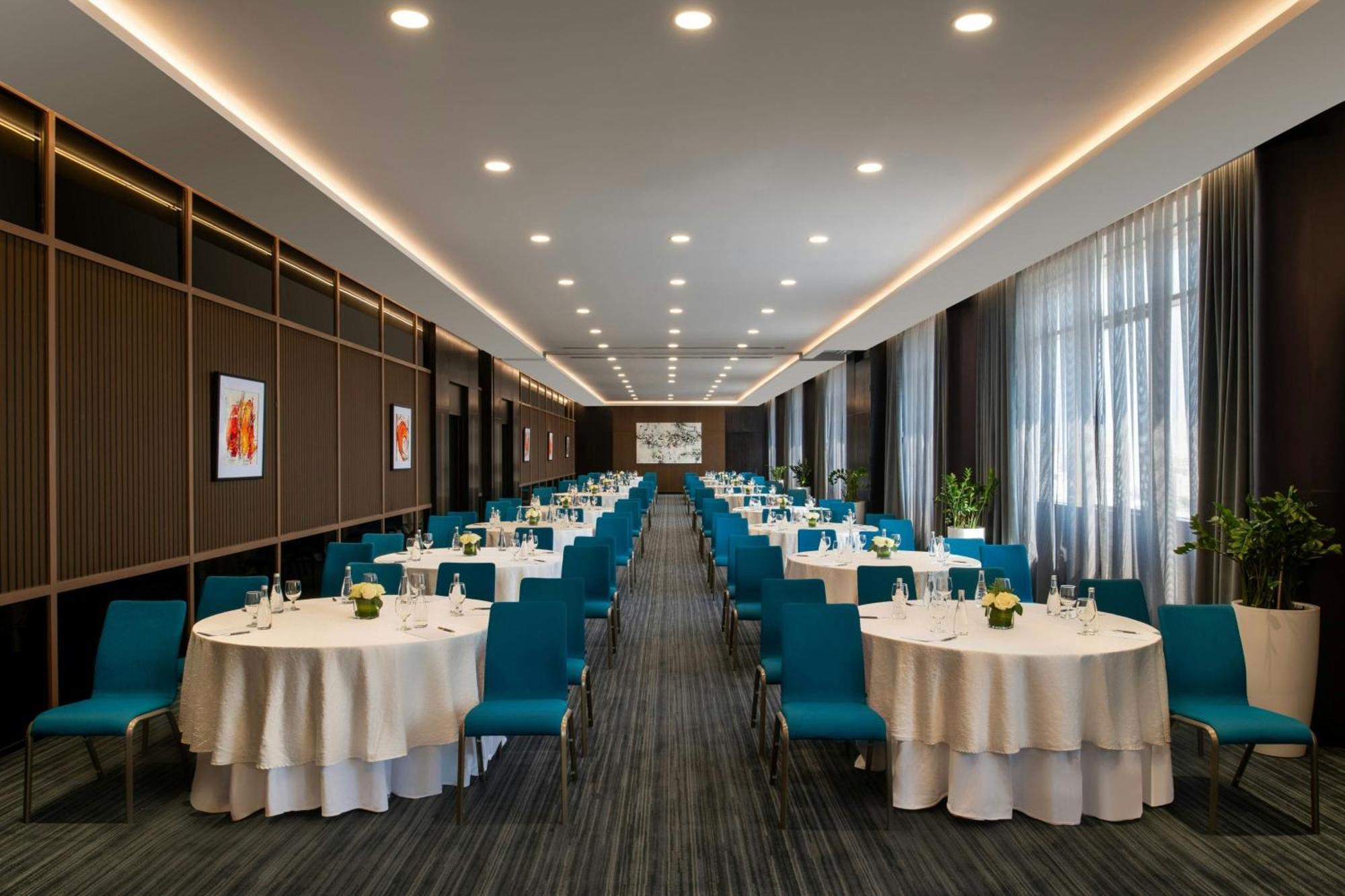 The Westin Doha Hotel & Spa Экстерьер фото