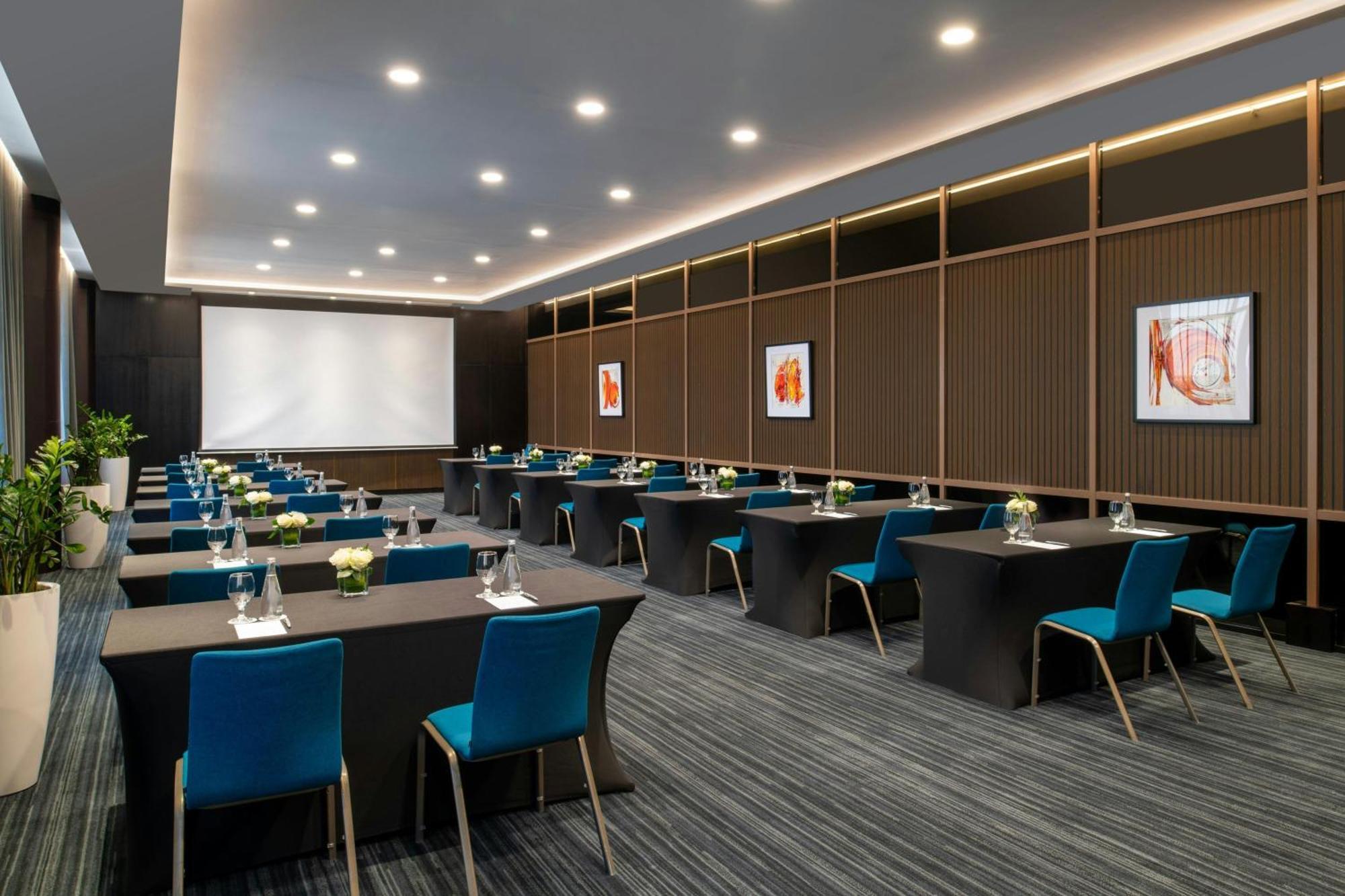 The Westin Doha Hotel & Spa Экстерьер фото