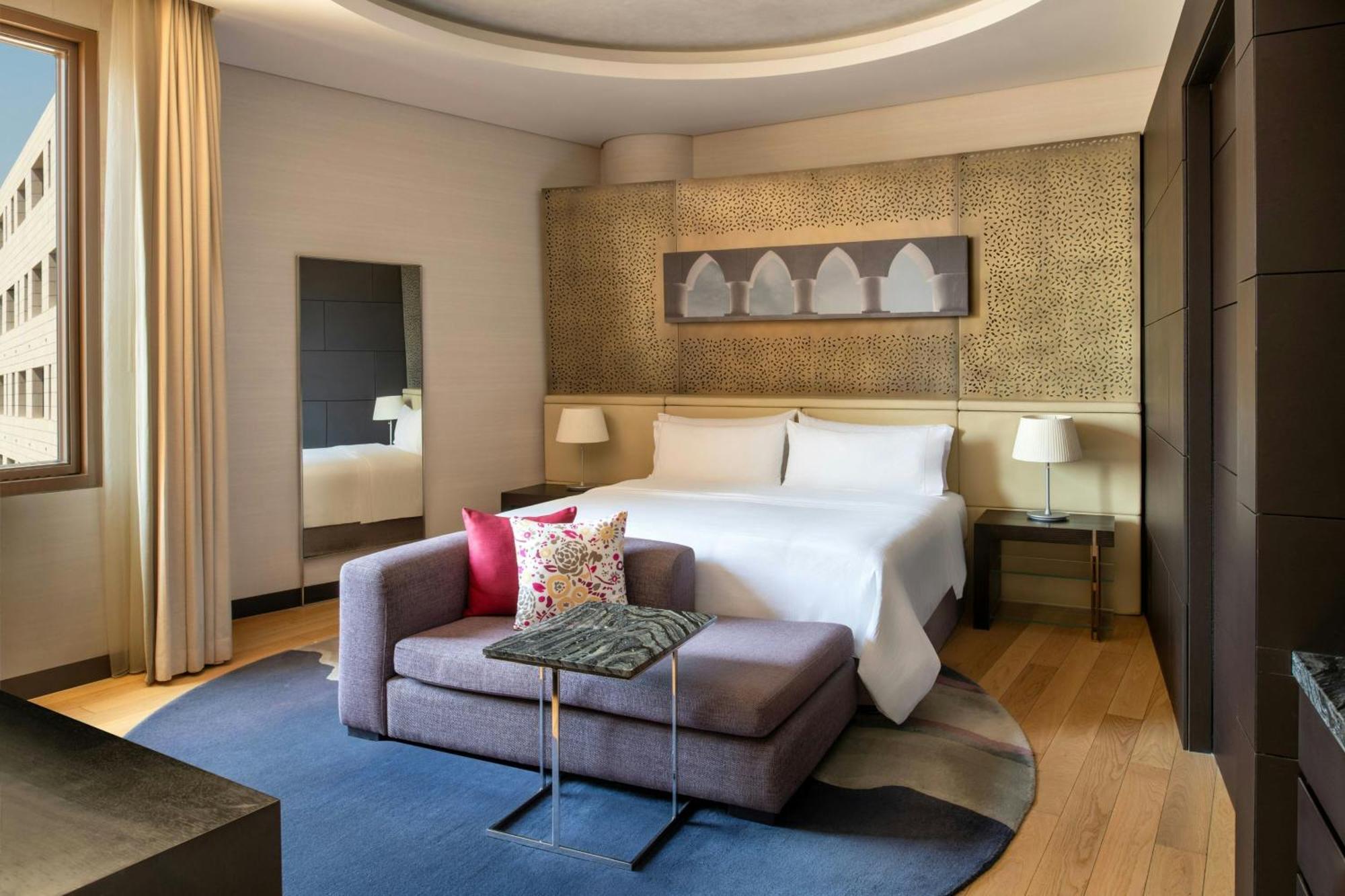 The Westin Doha Hotel & Spa Экстерьер фото